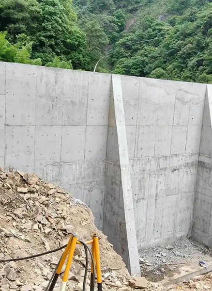 聊城茌平区重力式挡土墙